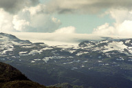 Abfahrt vom Røldalsfjell in Richtung Odda mit Blick auf Folgefonna