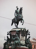 Pferdestatue in Sankt Petersburg
