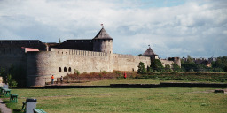 Ivangorod von Narwa aus gesehen